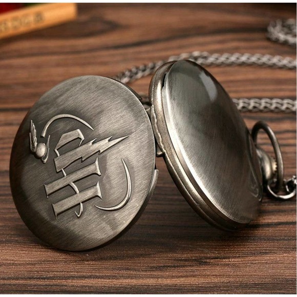 Harry Potter Pocket Watch NEW Gift Pendant Vintage Silver Flying Snitch Logo - Picture 3 of 4